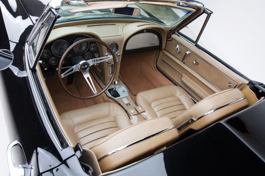  Chevrolet Corvette 427/425 Roadster 1966 года  (фото 23 из 25)